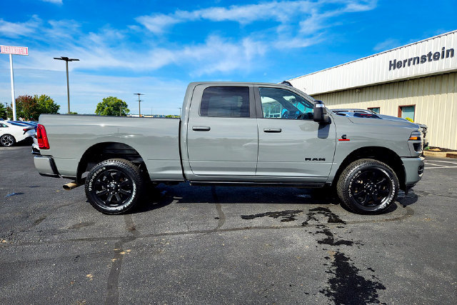 Used 2025 RAM 2500 Laramie AWD/4WD image 34