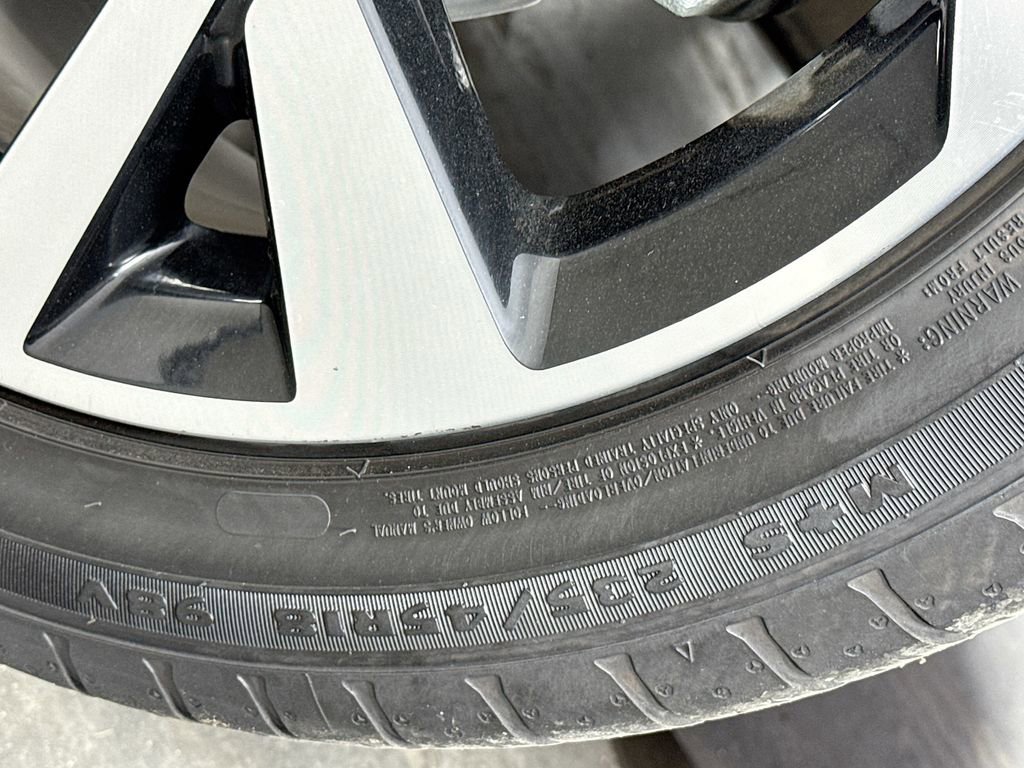 Used 2022 Hyundai Kona Limited image 48