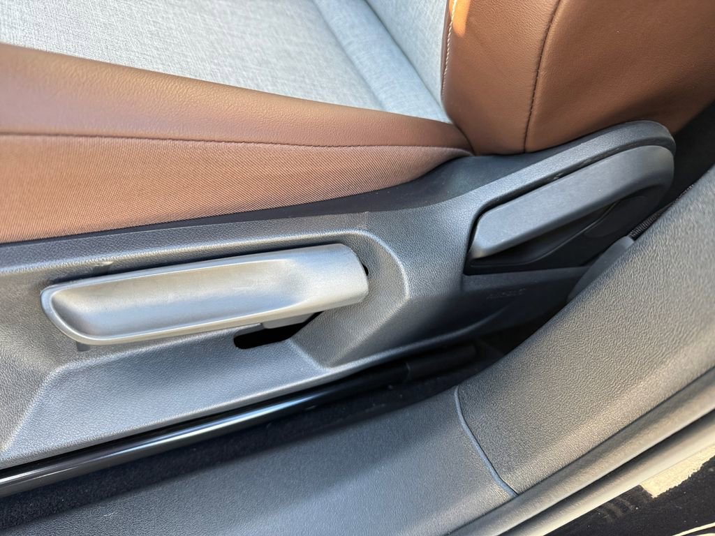 Used 2024 Volkswagen ID.4 2WD image 10