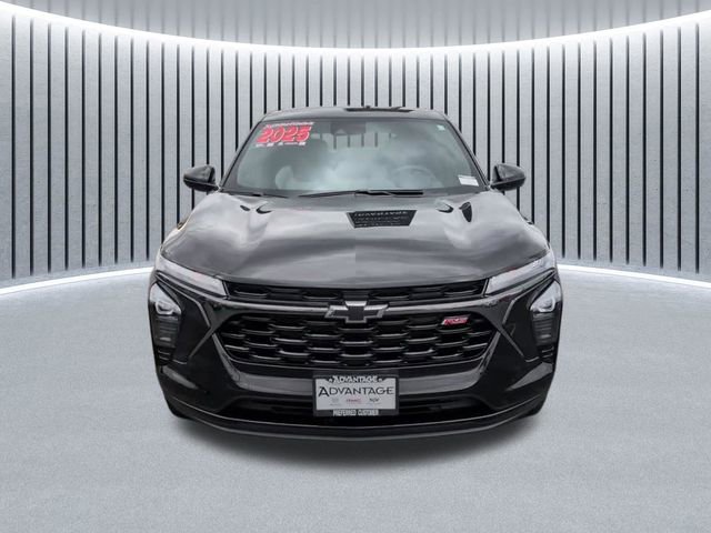Certified 2025 Chevrolet Trax RS w/ Driver Confidence Package FWD image 14