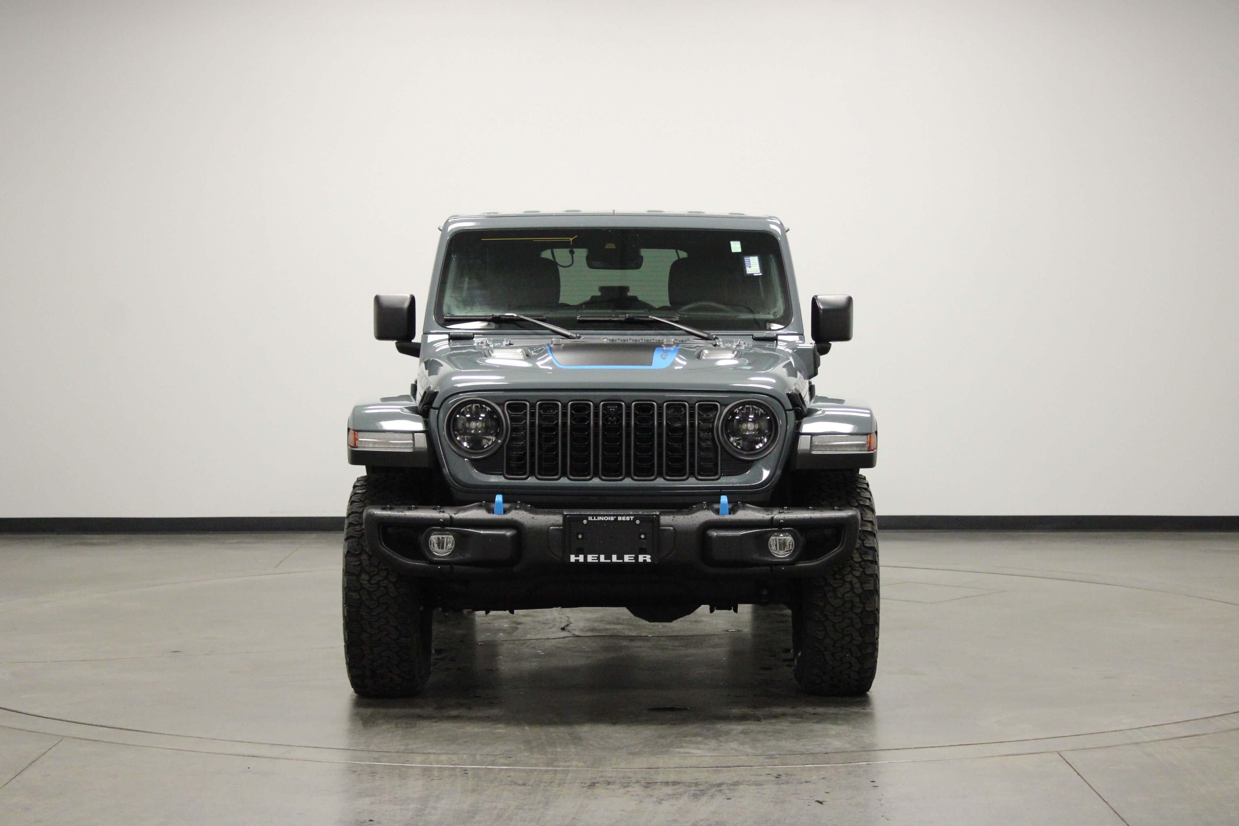 Used 2024 Jeep Wrangler Unlimited Rubicon 4xe image 3