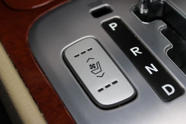 Used 2014 Hyundai Genesis 3.8 w/ Technology Package 03 RWD image 12