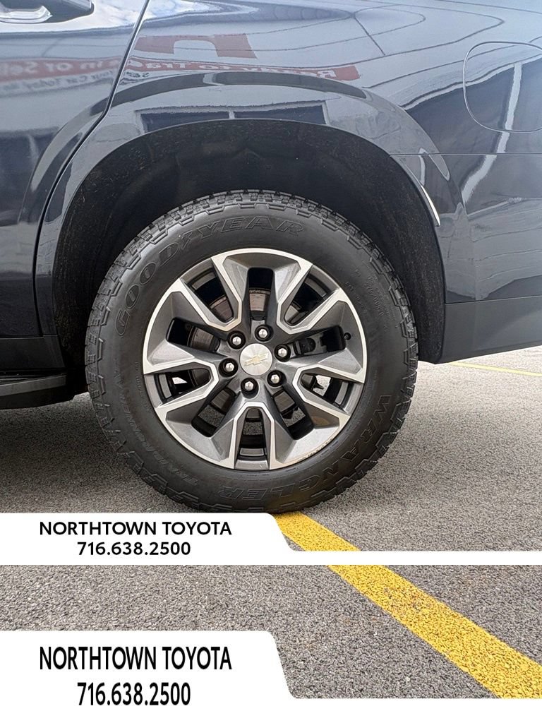 Used 2022 Chevrolet Tahoe LT w/ Luxury Package AWD/4WD image 24