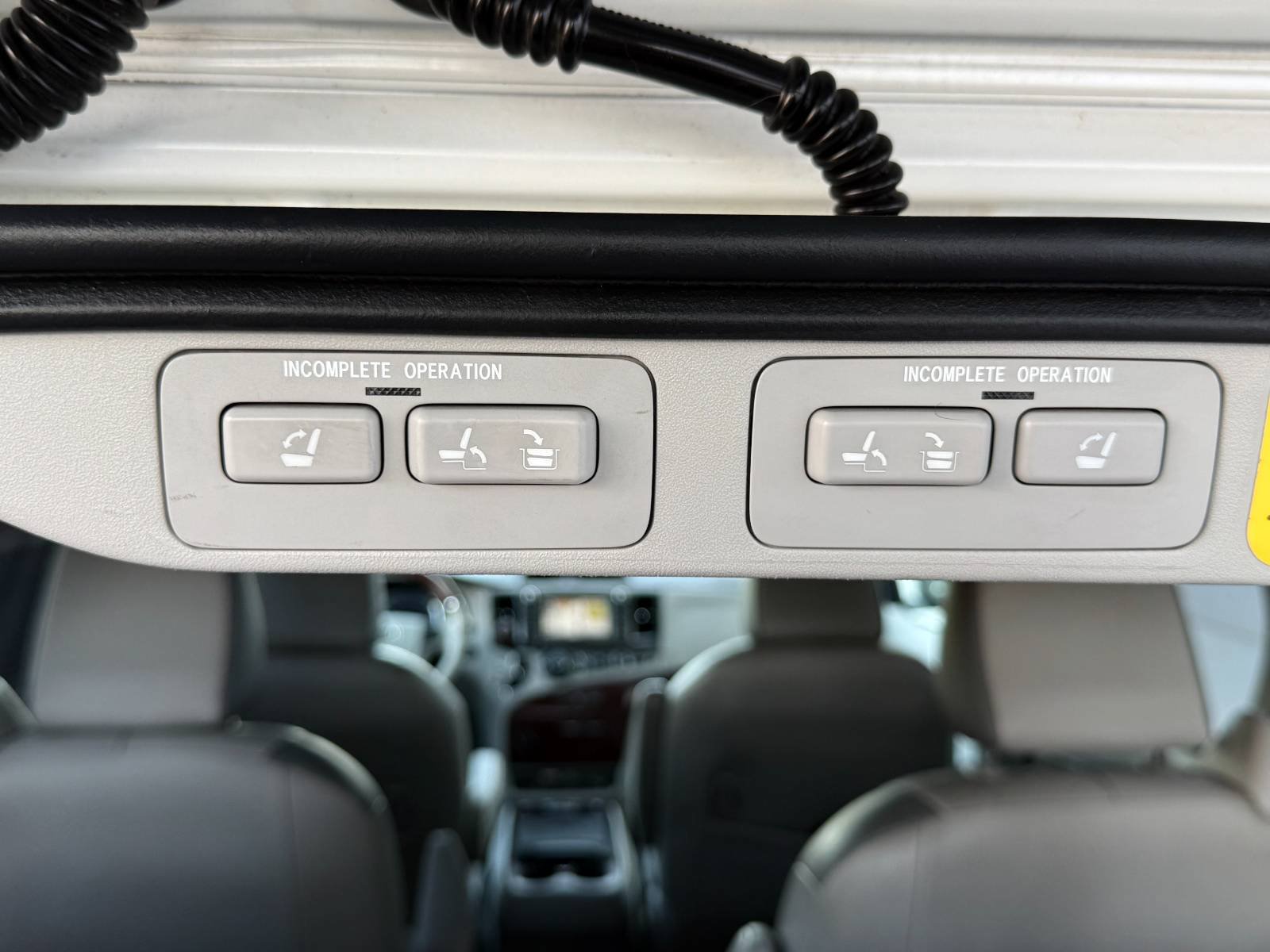 Used 2012 Toyota Sienna Limited w/ Premium Pkg FWD image 38