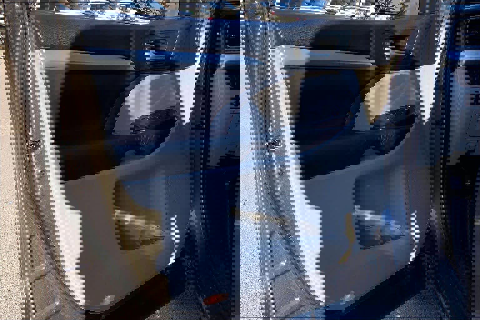 Used 2016 Toyota Highlander XLE image 22