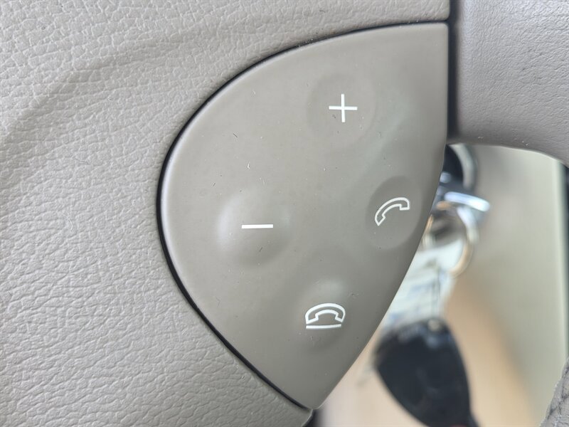 Used 2003 Mercedes-Benz E 320 Sedan image 26