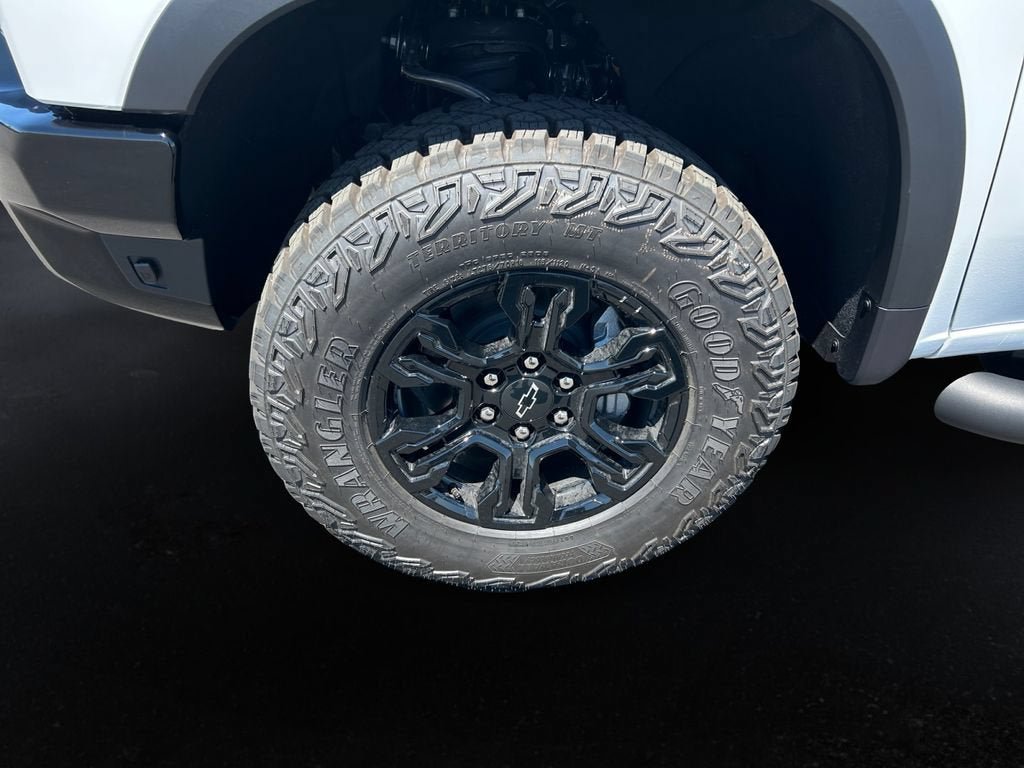 New 2026 Chevrolet Silverado 1500 ZR2 AWD/4WD image 9