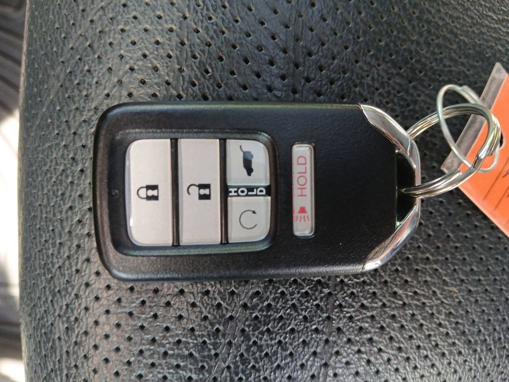 Used 2022 Honda Pilot Elite image 38