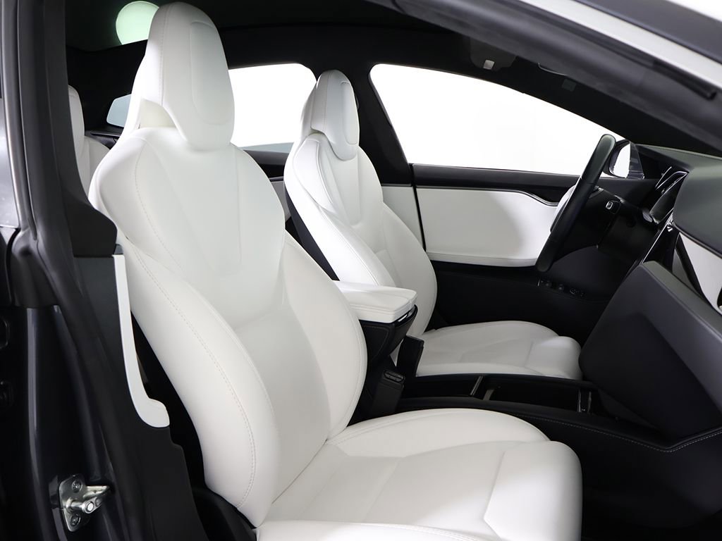 Used 2019 Tesla Model S 100D image 32