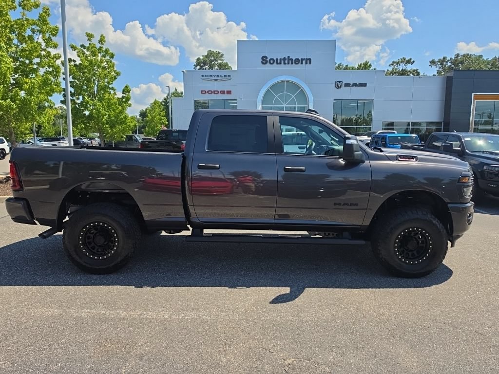 New 2026 RAM 2500 Big Horn AWD/4WD image 6
