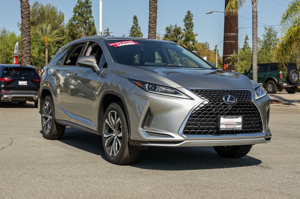 Used 2020 Lexus RX 350L FWD w/ Premium Package image 2