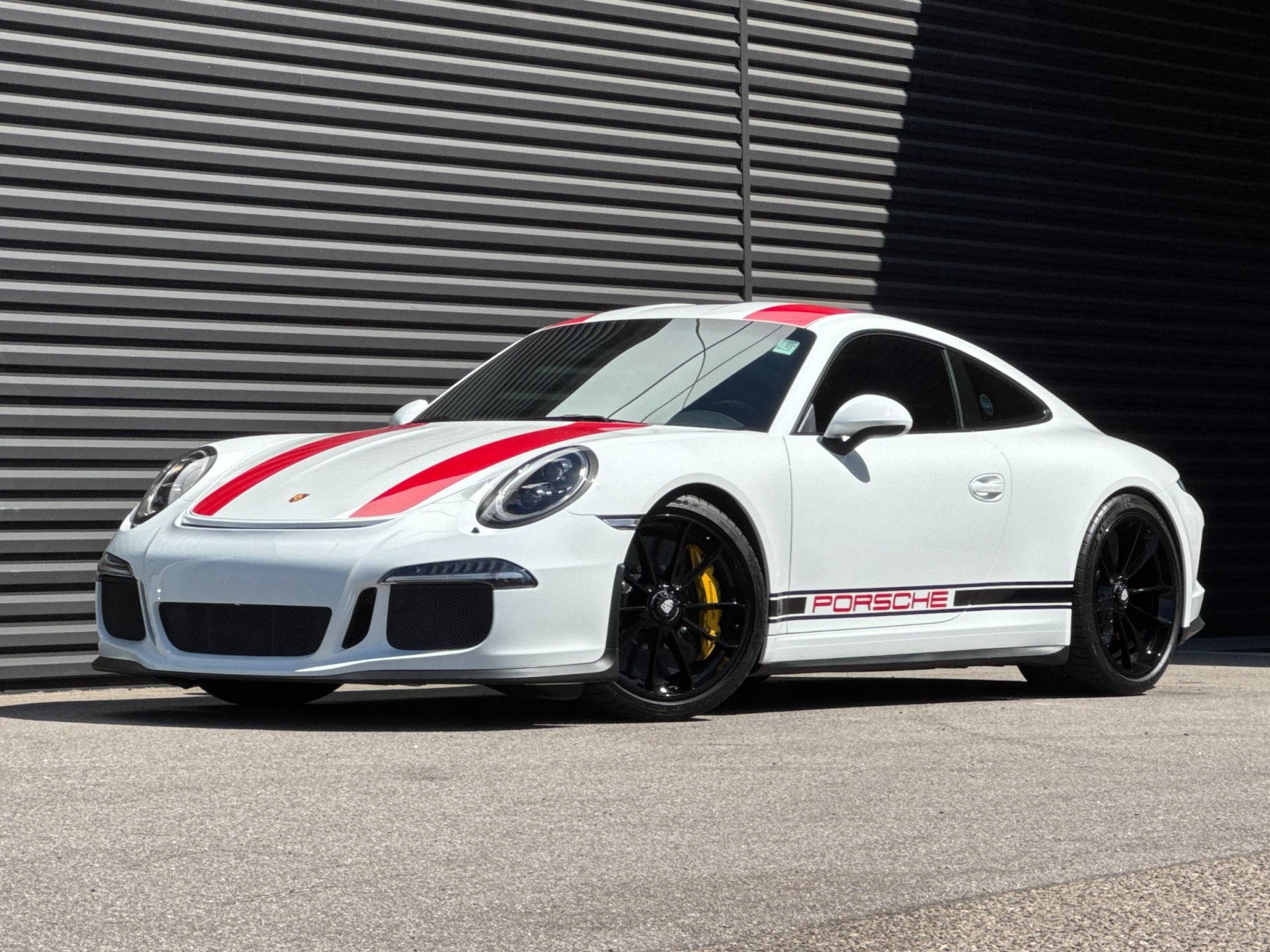 Certified 2016 Porsche 911 R