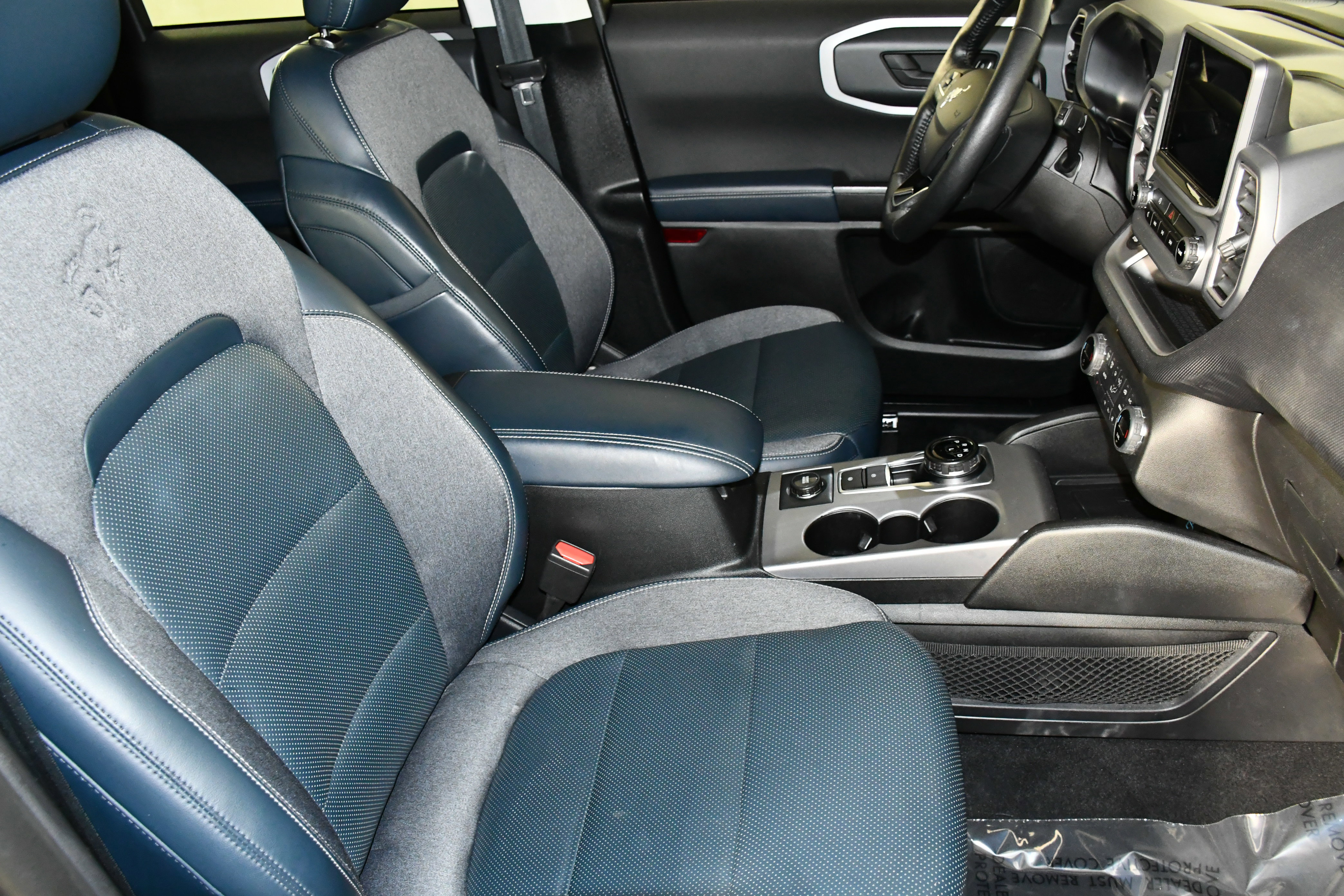 Used 2021 Ford Bronco Sport Outer Banks w/ Outer Banks Package (96D) image 43