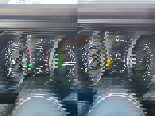 Used 2024 Jeep Wrangler Unlimited Sahara image 18