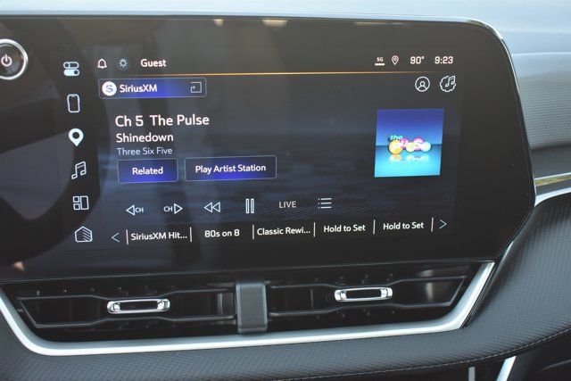 New 2027 Chevrolet Equinox LT FWD image 21