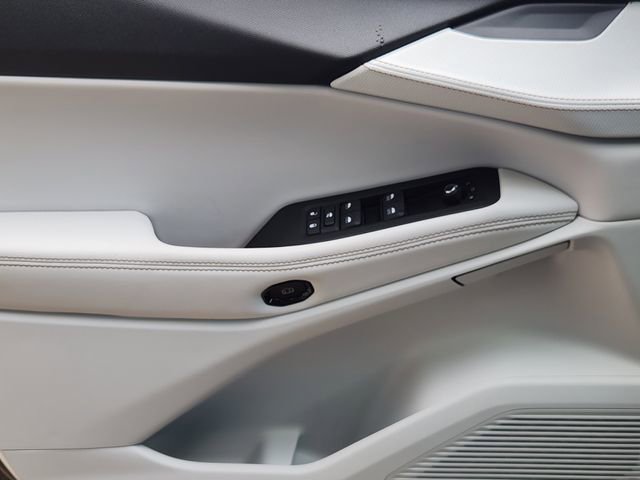 New 2026 Jeep Cherokee Limited image 18