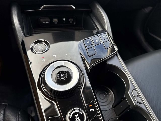 Used 2023 Kia Sportage EX image 29