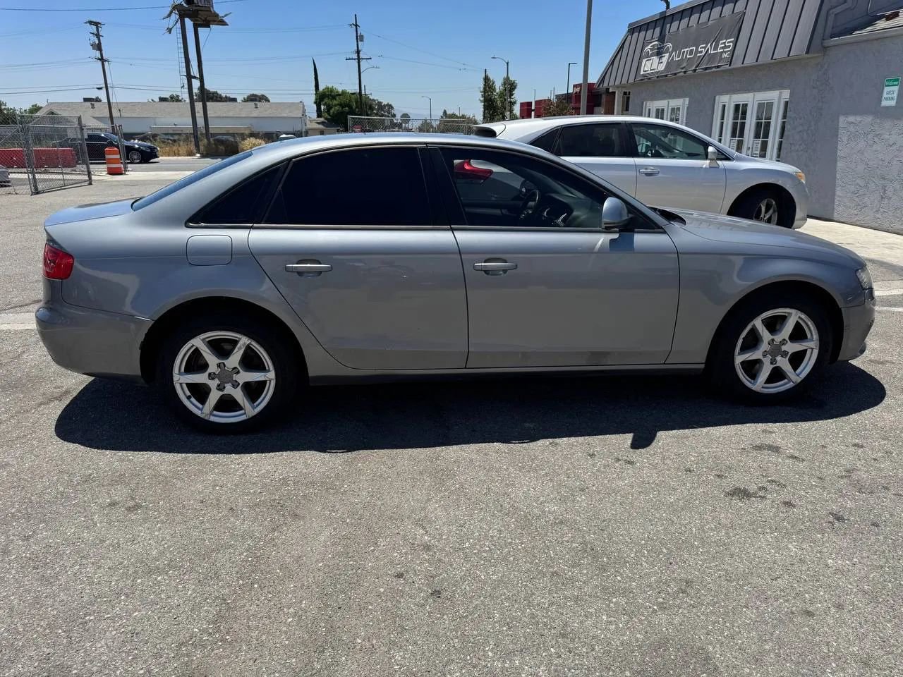 Used 2009 Audi A4 2.0T Premium image 8