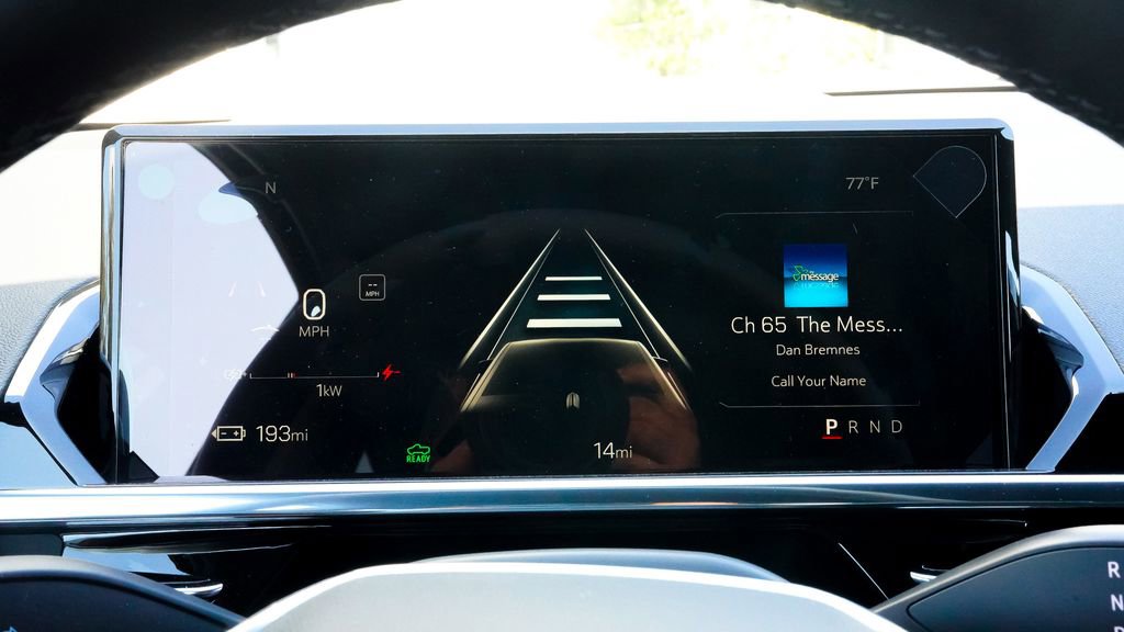 Used 2026 GMC Sierra EV Elevation image 25