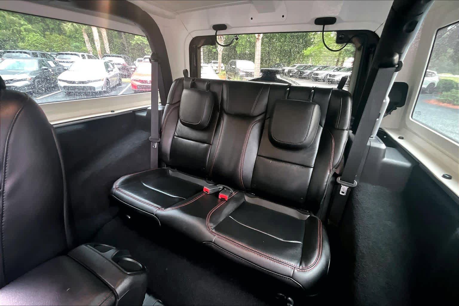 Used 2019 Jeep Wrangler Rubicon AWD/4WD image 17