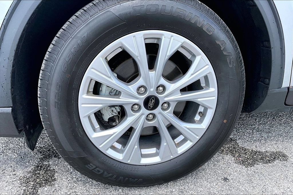 Used 2024 Ford Escape Active w/ Cold Weather Package FWD image 9