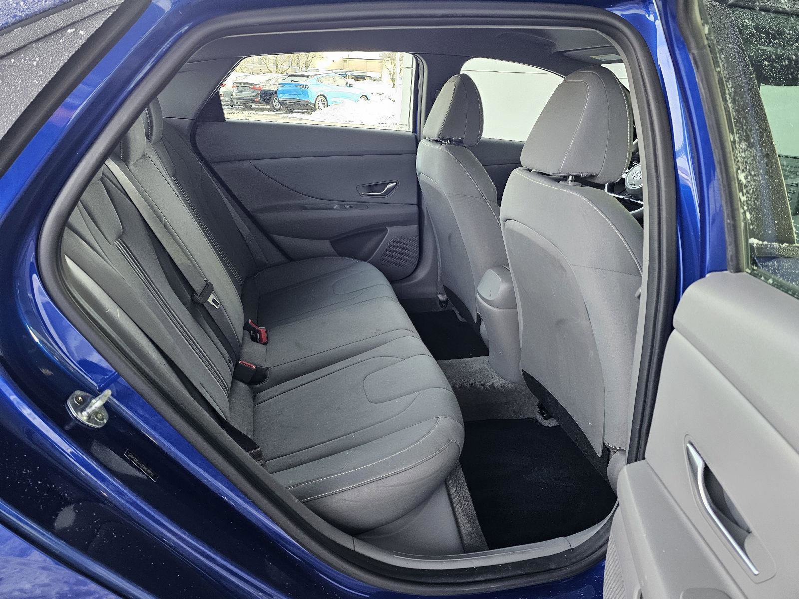 Used 2021 Hyundai Elantra SEL image 14