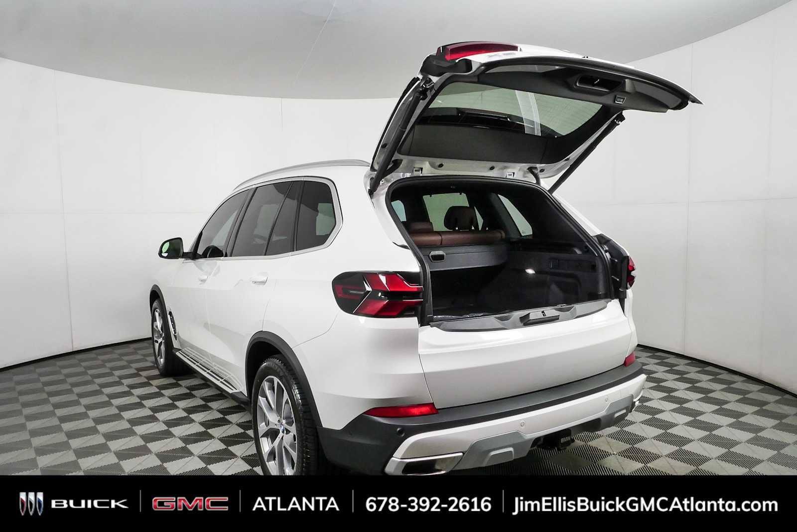Used 2026 BMW X5 xDrive40i w/ Executive Package AWD/4WD image 33