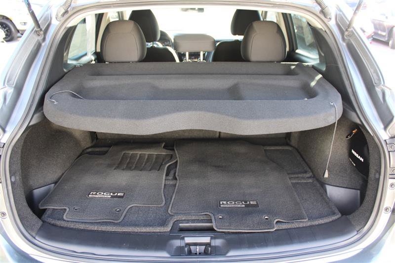 Used 2021 Nissan Rogue Sport SV FWD image 16