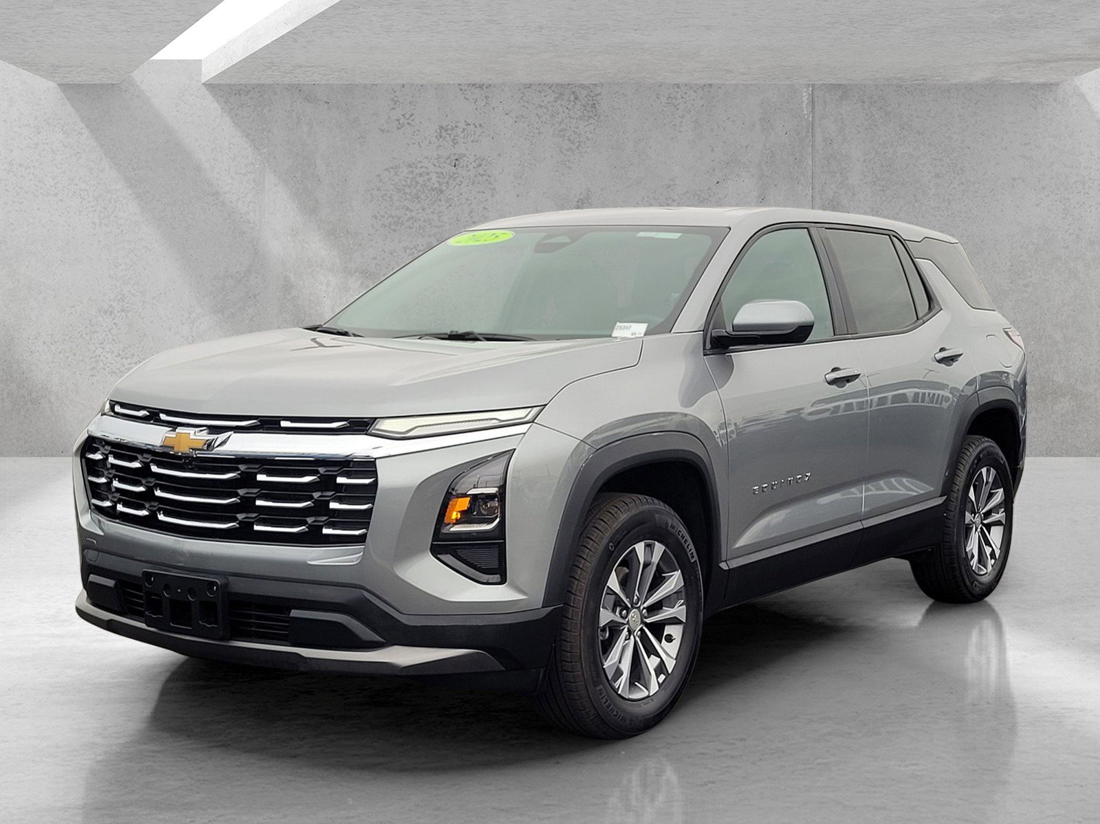 Used 2025 Chevrolet Equinox LT AWD/4WD image 8