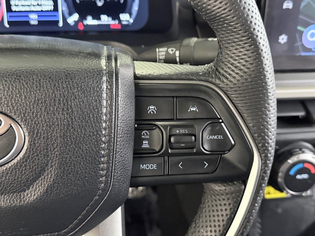 Used 2024 Toyota Tacoma TRD Sport image 38