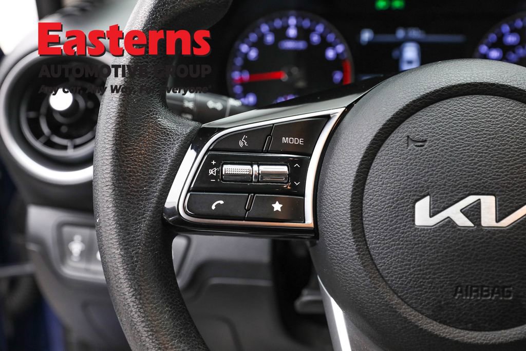 Used 2022 Kia Forte LXS w/ LXS Technology Package image 15