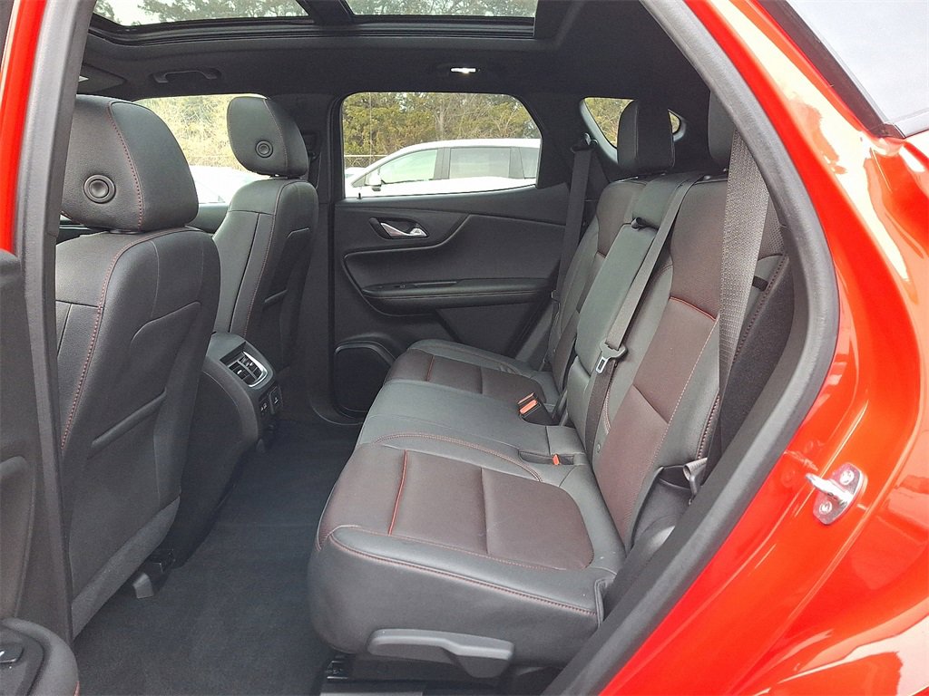Used 2023 Chevrolet Blazer RS w/ Enhanced Convenience Package image 10