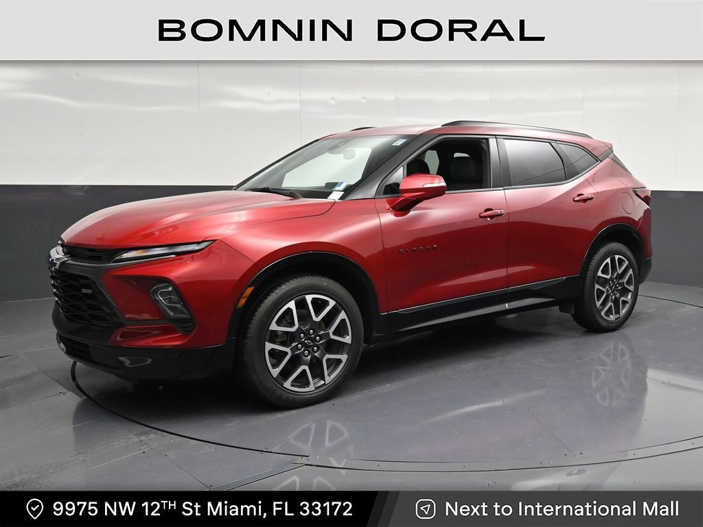 Used 2024 Chevrolet Blazer RS FWD image 1