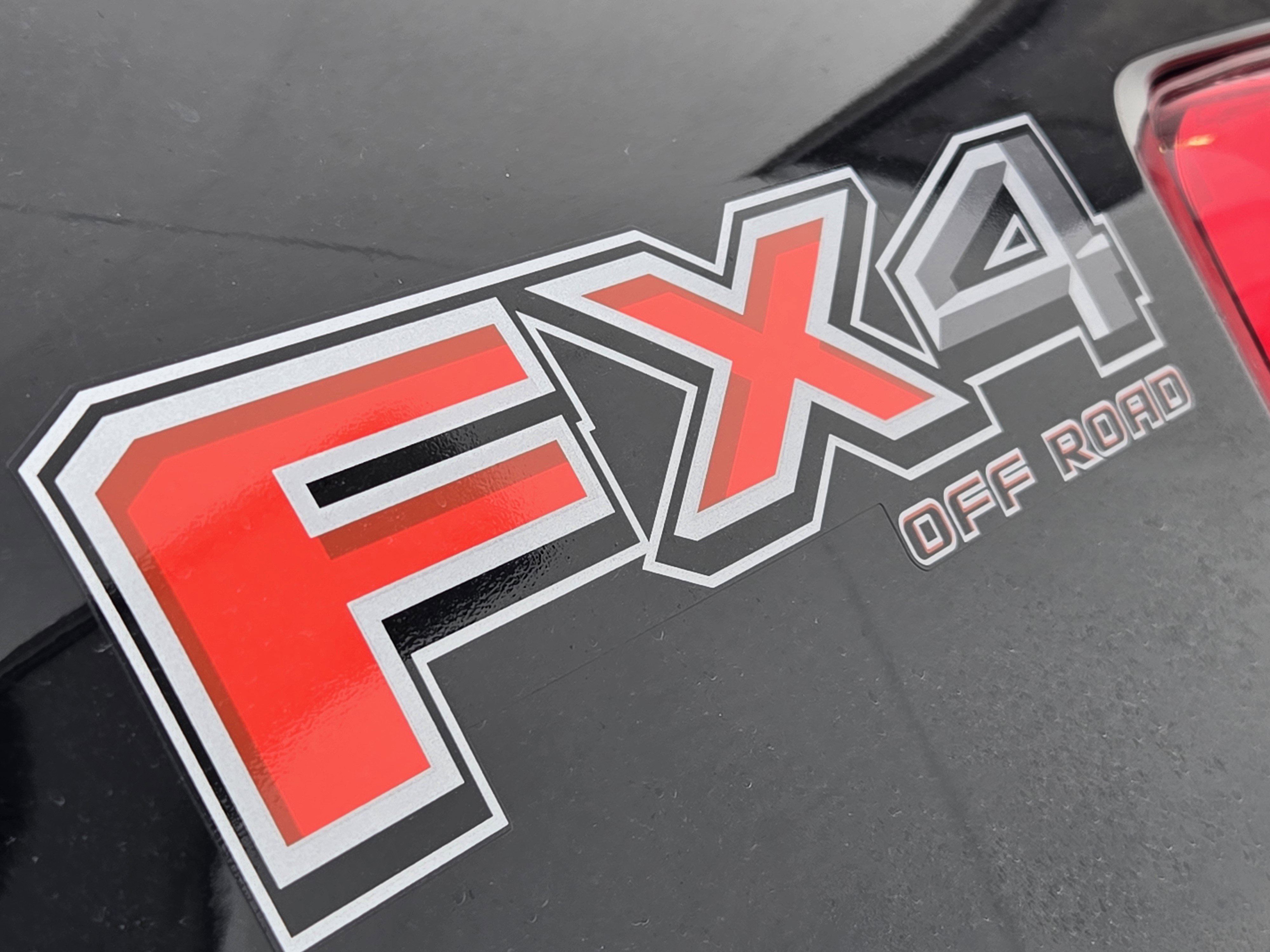 Certified 2023 Ford F150 Lariat w/ Equipment Group 502A High AWD/4WD image 9