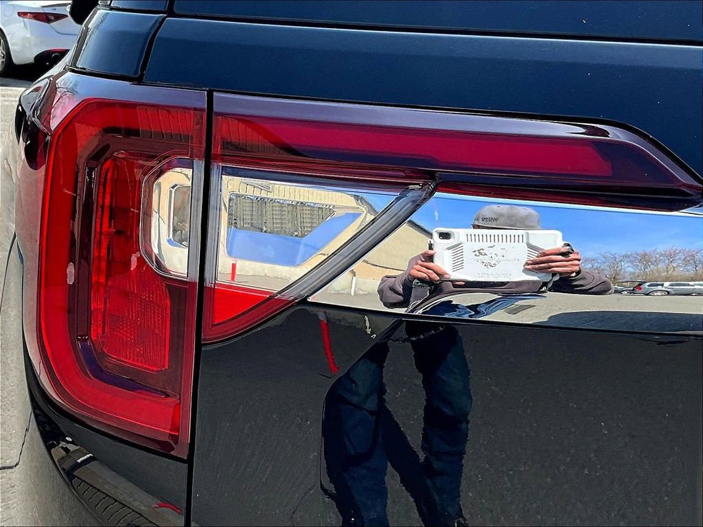 Used 2021 GMC Acadia SLE image 29