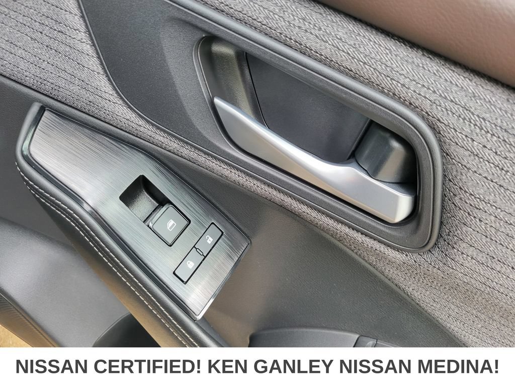 Certified 2021 Nissan Rogue SV AWD/4WD image 49