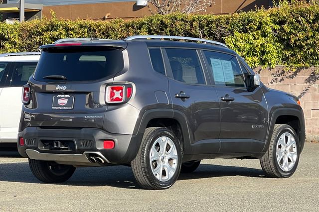 Used 2017 Jeep Renegade Limited image 5