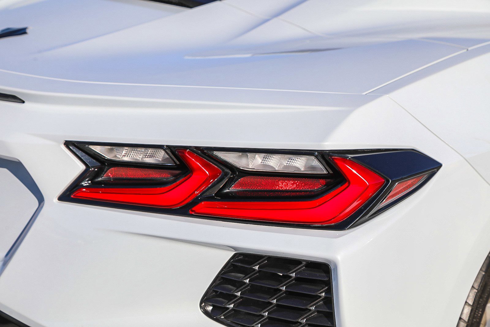 Used 2021 Chevrolet Corvette Stingray Preferred Conv w/ 2LT image 9