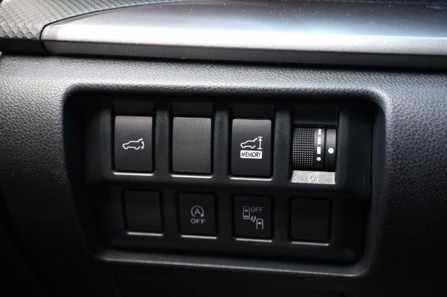 Used 2020 Subaru Forester Premium AWD/4WD image 22