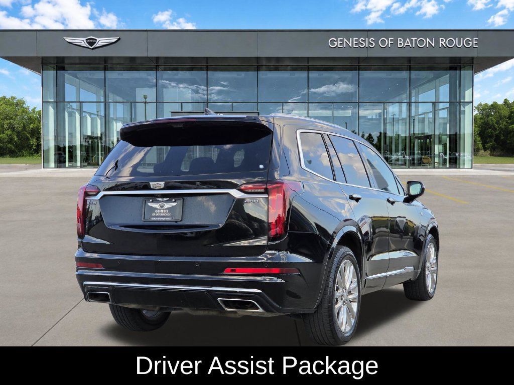 Used 2023 Cadillac XT6 Premium Luxury w/ Technology Package FWD image 6