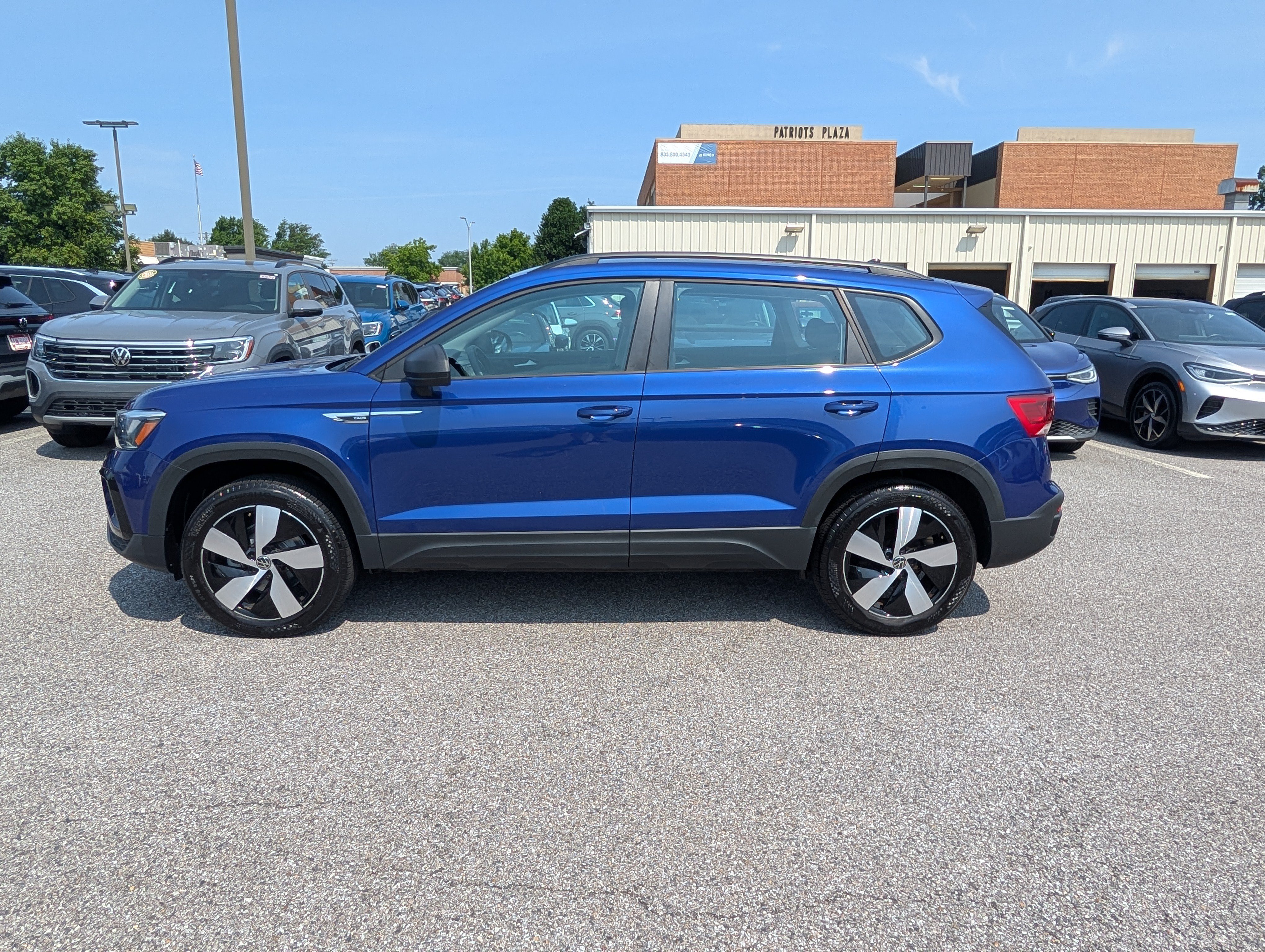Used 2023 Volkswagen Taos S w/ Driver Assistance Package AWD/4WD image 6
