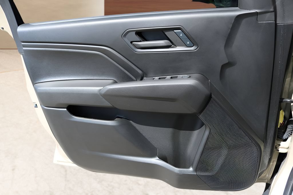 Used 2024 Chevrolet Colorado Trail Boss w/ Safety Package AWD/4WD image 12