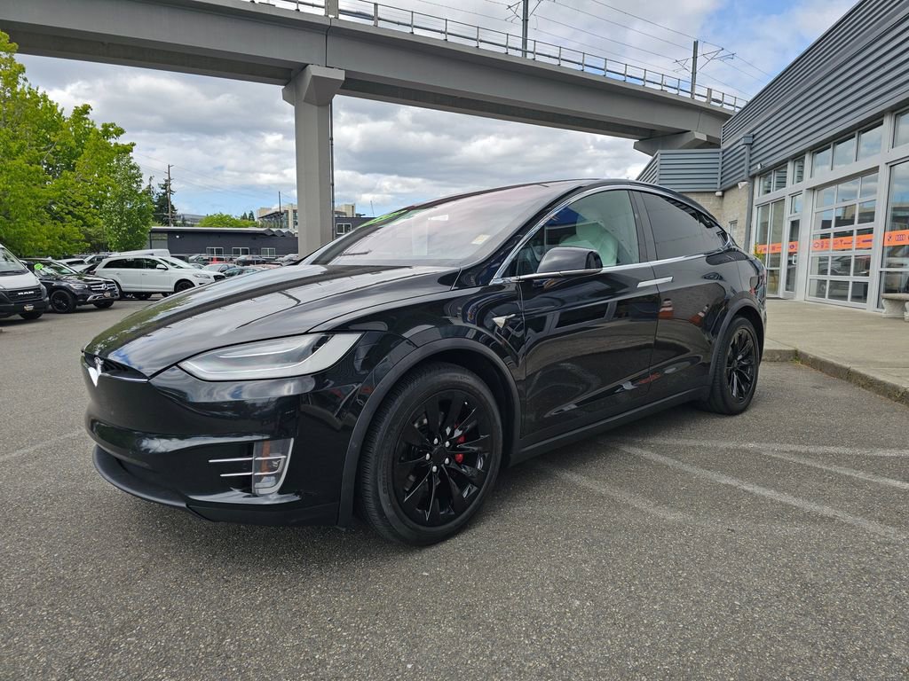 Used 2020 Tesla Model X Performance image 4