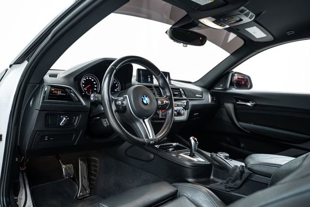 Used 2018 BMW M2 image 22