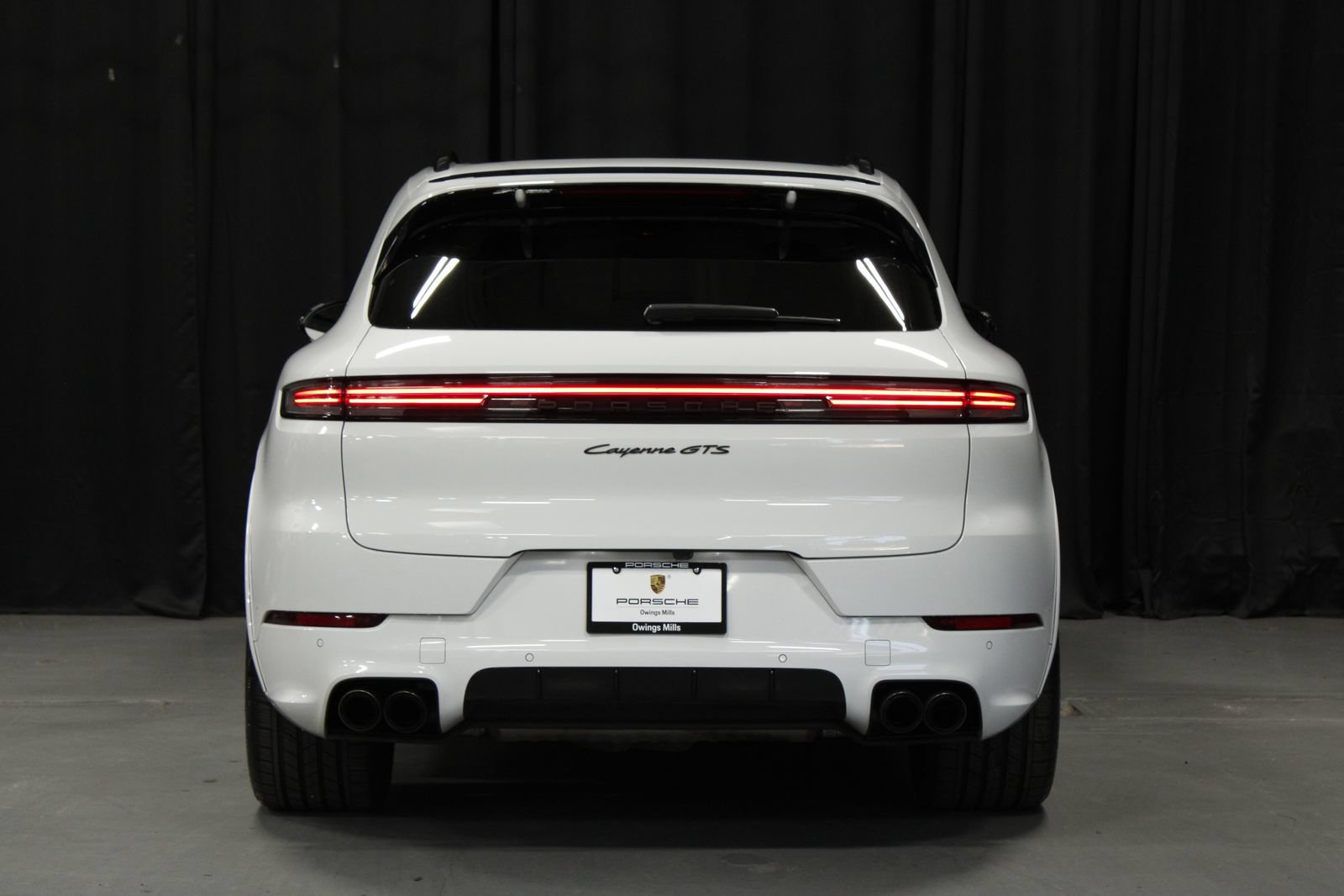 Certified 2025 Porsche Cayenne GTS AWD/4WD image 4