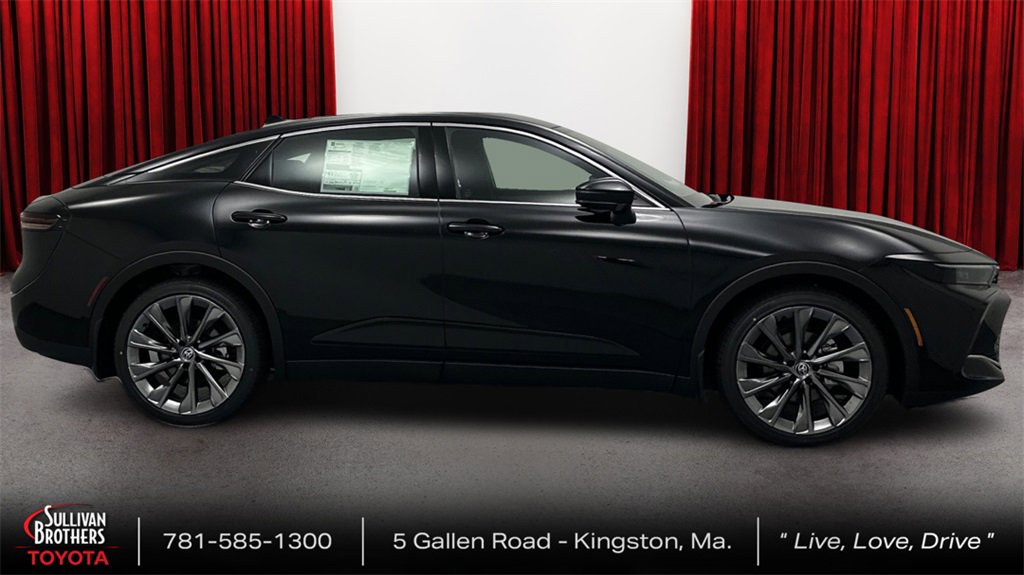 New 2026 Toyota Crown Limited image 4