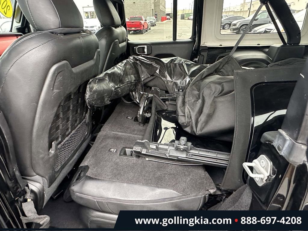 Used 2020 Jeep Wrangler Unlimited Rubicon w/ Dual Top Group image 10