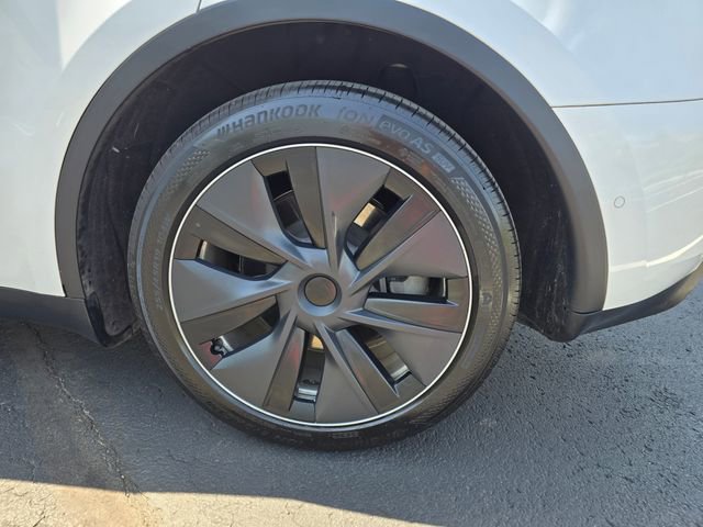 Used 2020 Tesla Model Y Performance AWD/4WD image 11