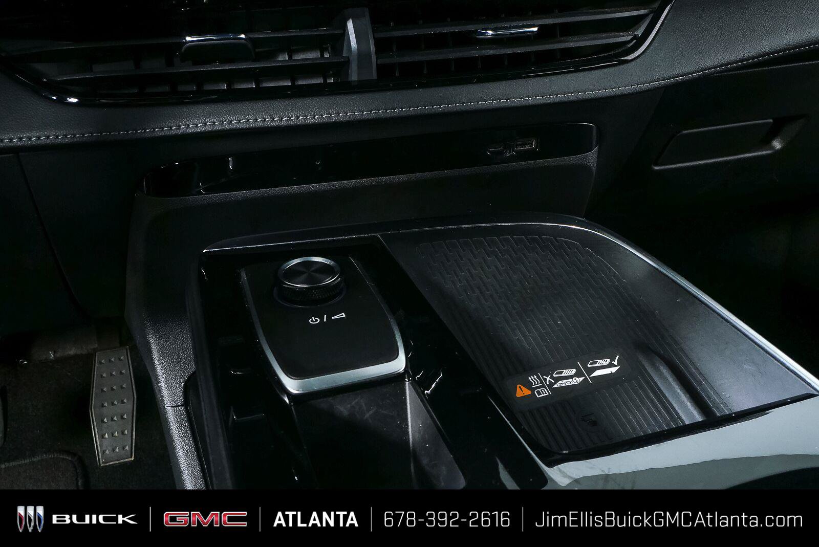 Used 2026 Buick Enclave Preferred FWD image 17