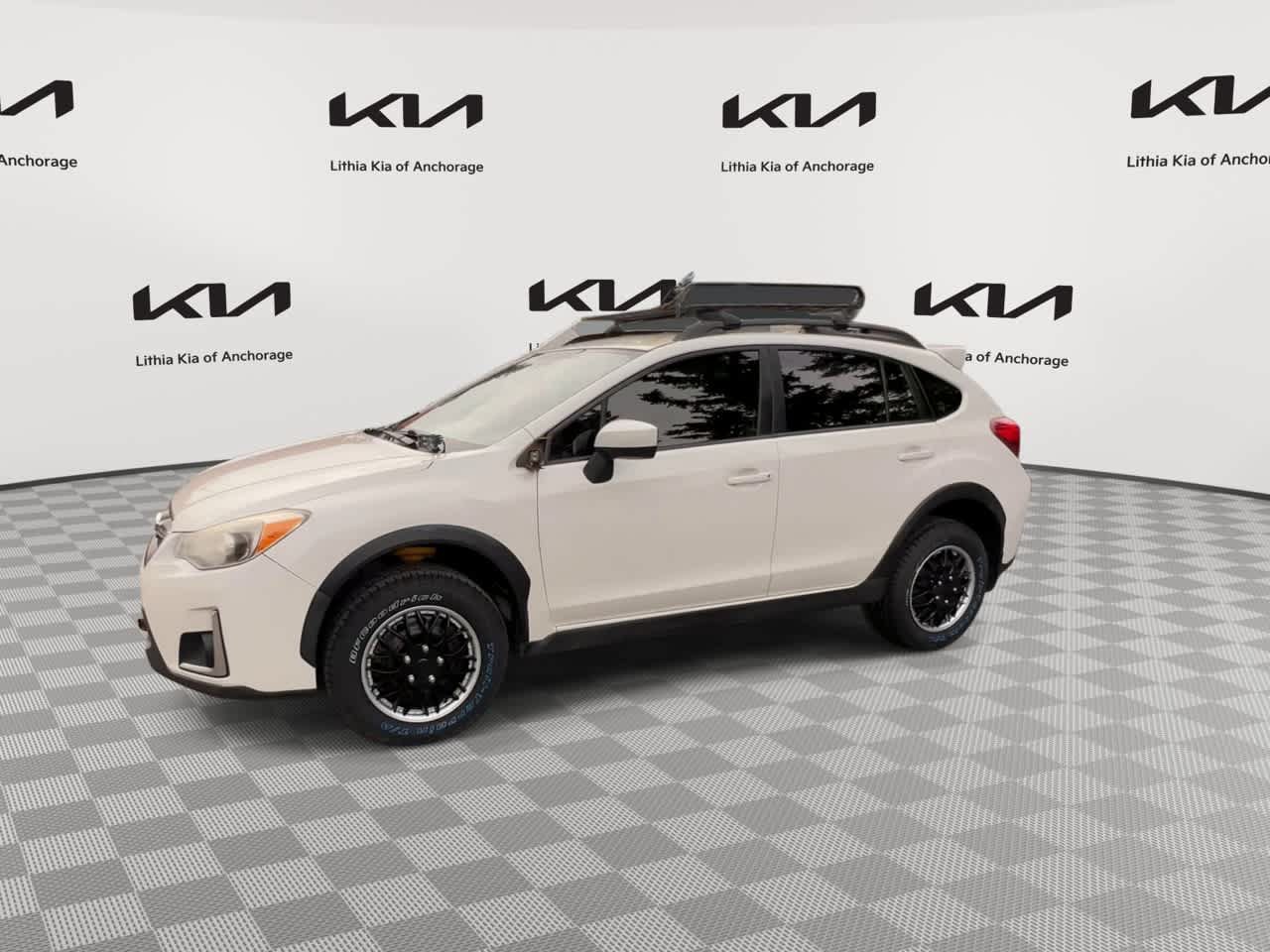 Used 2016 Subaru Crosstrek 2.0i Premium AWD/4WD image 4